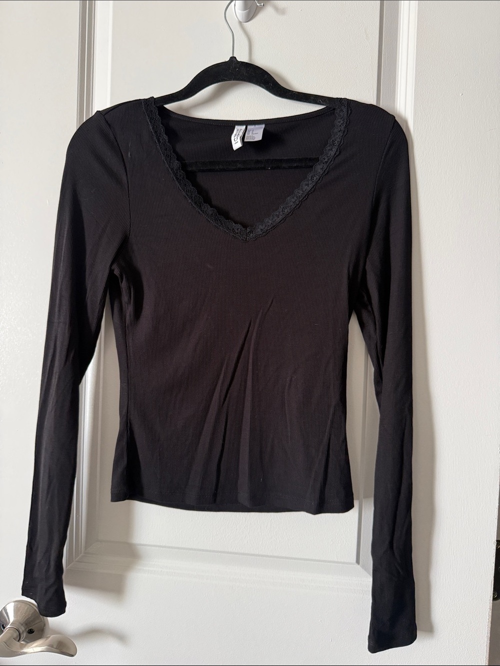 Black Lace-Trim Long-Sleeve Women's Top